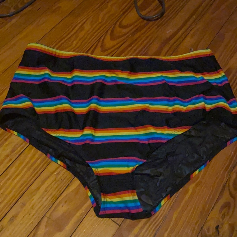 Torrid swim bottoms
